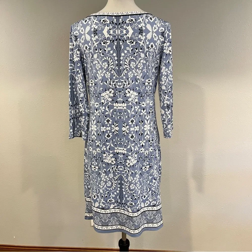 Pale blue and White‎ Long Sleeve stretchy mini Dress size large